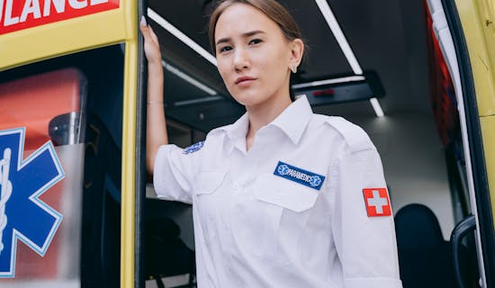 海口救护车跨省长途转运到上海多小钱